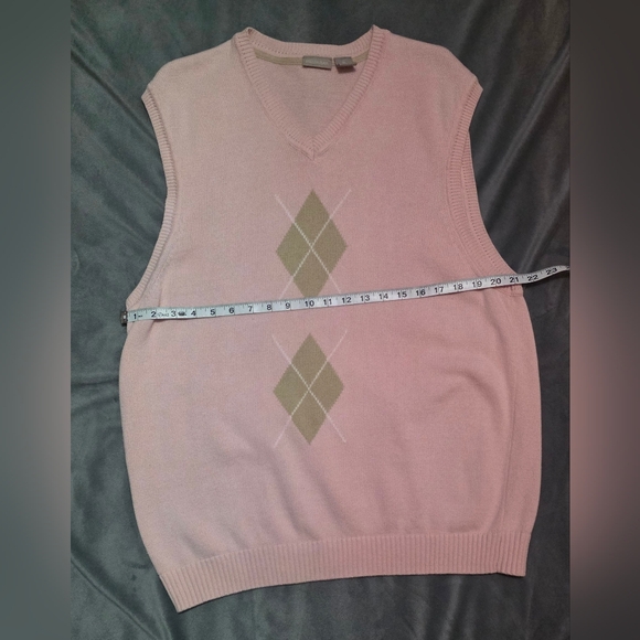 Fieldgear Pink Argyle V-Neck Sweater Vest - Picture 6 of 6